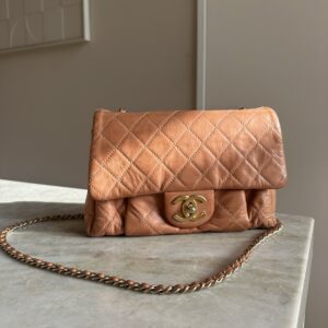 Chanel quilted flap tas roze